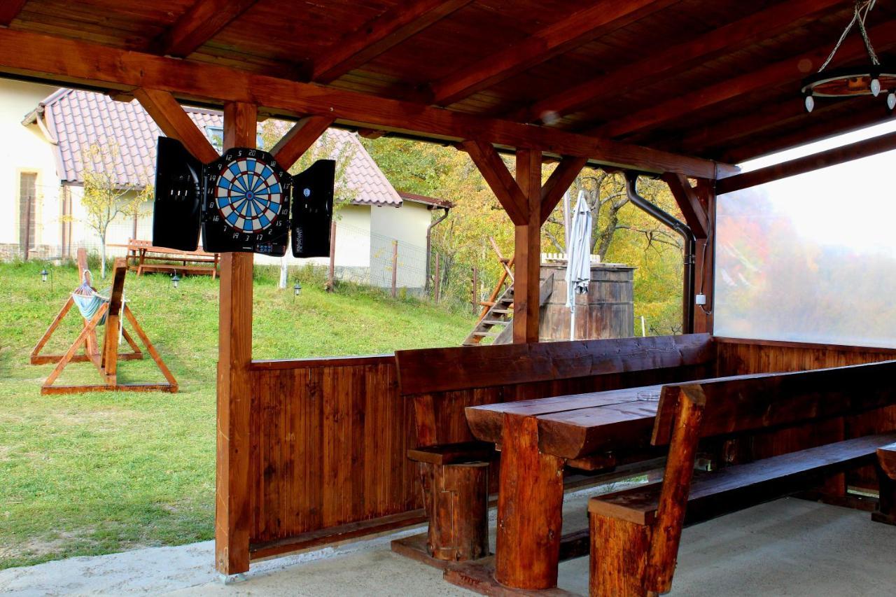 Milea'S Guesthouse Бран Экстерьер фото