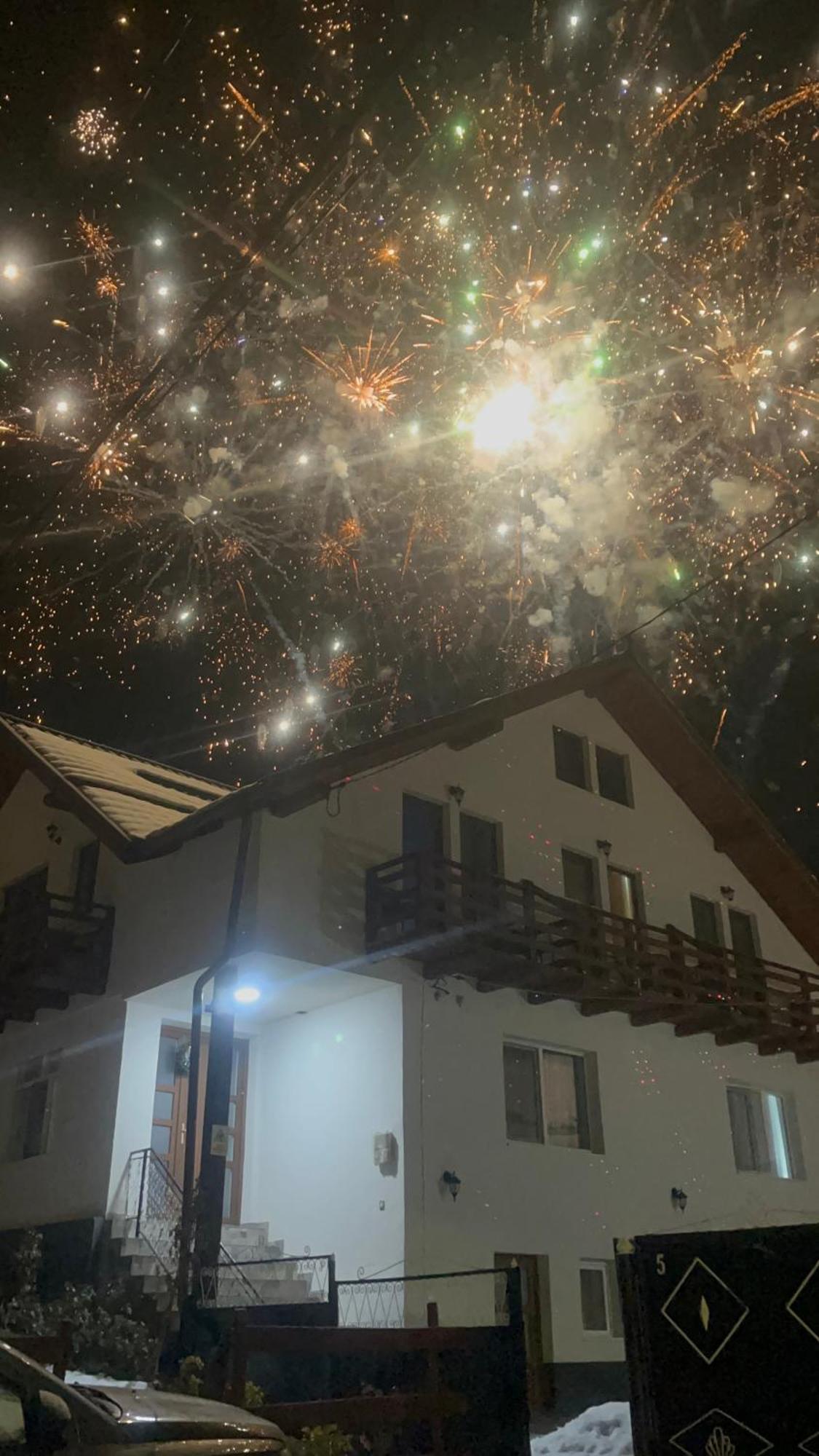 Milea'S Guesthouse Бран Экстерьер фото